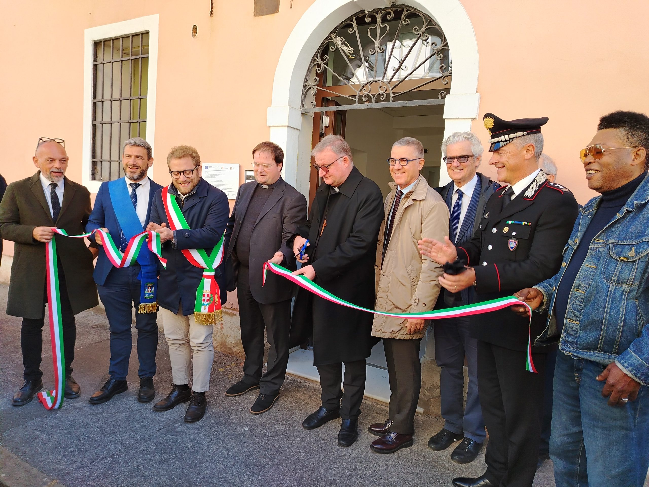 Il vescovo Giuliano ha inaugurato “Casa San Bernardino”, segno giubilare della diocesi